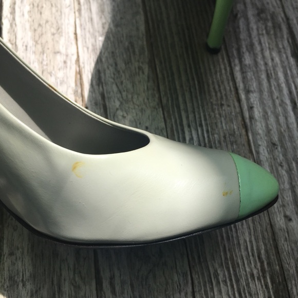 Vintage 1990’s Marc Jacobs two tone stilettos - Picture 5 of 7